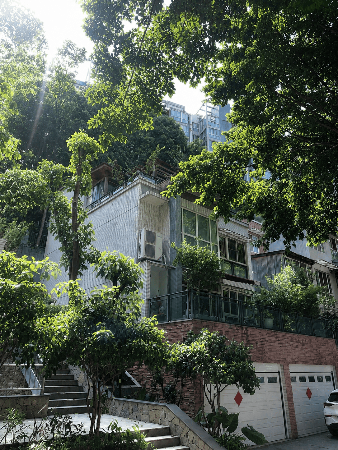 四川岛居岁月从容升级：小小岛老别墅加装蒂升悦行款电梯
